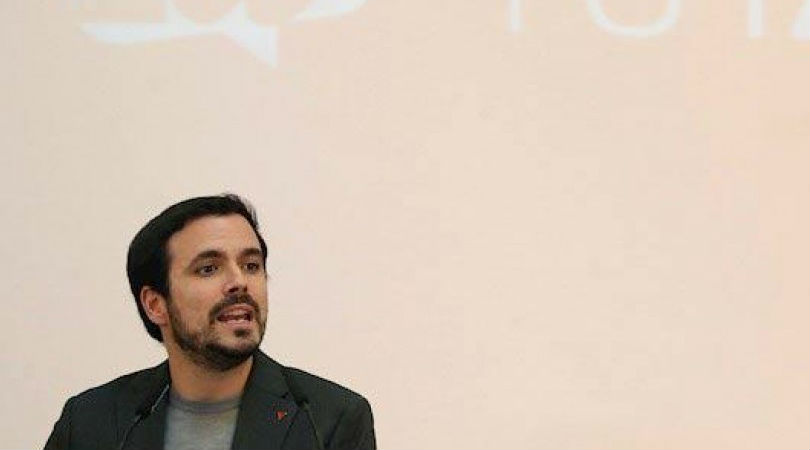 El coordinador federal de Izquierda Unida (IU), Alberto Garzón, interviene durante la reunión de la Asamblea Político y Social de la formación. (JAVIER LIZÓN | EFE)
