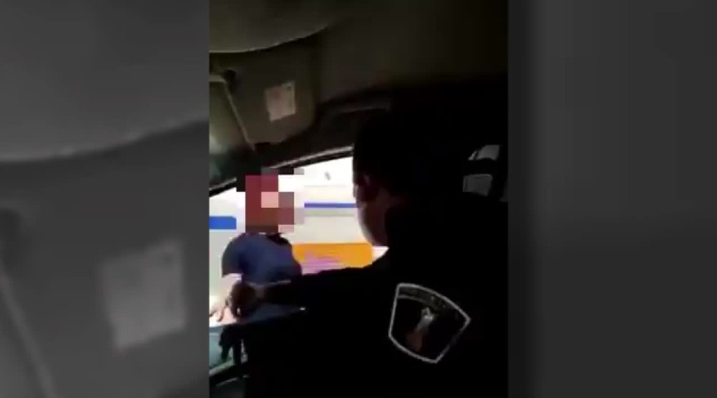 En vídeo, las imágenes grabadas desde dentro del coche patrulla. VÍDEO: COMPROMÍS