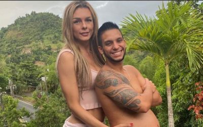 La historia de la modelo colombiana trans que besa la panza de su marido embarazado de ocho meses