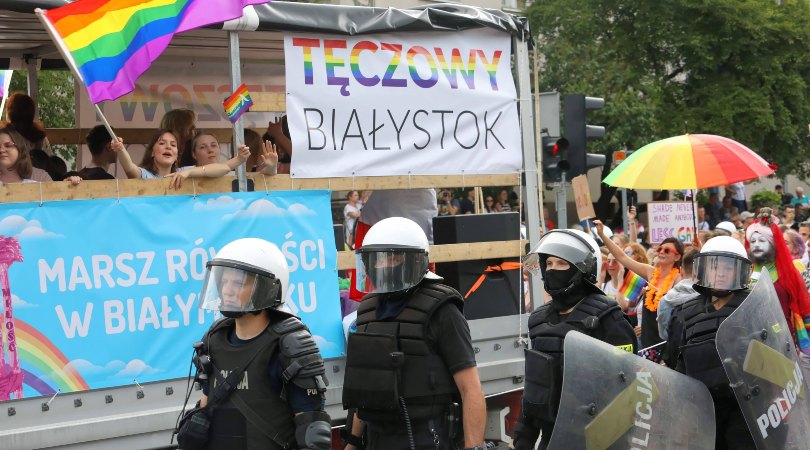 Manifestación en favor de los derechos del colectivo LGTBI celebrada en Bialystok, Polonia, en julio de 2019. EFE/EPA/ARTUR RESZKO/Archivo