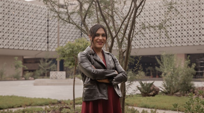 María Clemente, diputada de Morena, en uno de los patios del Congreso mexicano en julio de 2021. ALEJANDRA RAJAL