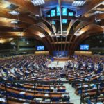 Revés del Consejo de Europa al gobierno de Sánchez por su discurso tránsfobo