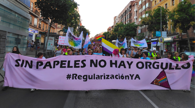 El Orgullo Crítico llena las calles de Carabanchel para denunciar la violencia de las fronteras