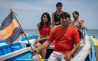 Enchaquiradas, las pescadoras trans de Ecuador