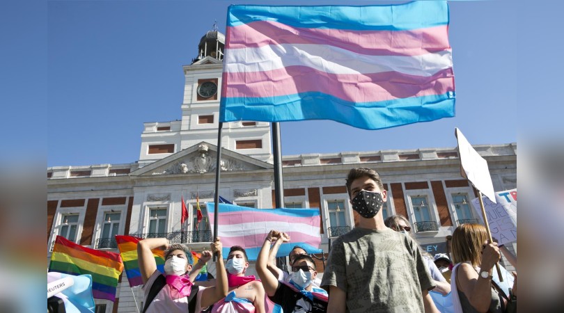 Concentración en apoyo a la ley trans en la Puerta del Sol en Madrid, en julio de 2021. Elvira Megías