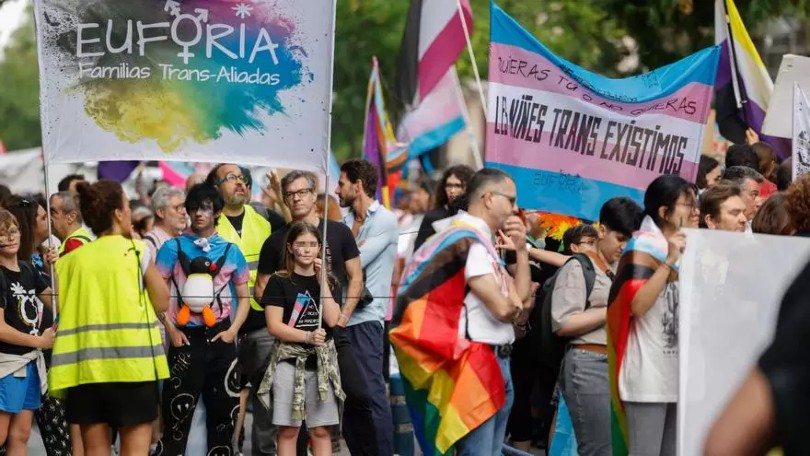 El Orgullo Crítico aúna en Madrid reivindicaciones LGTBIQA+ y propalestinas