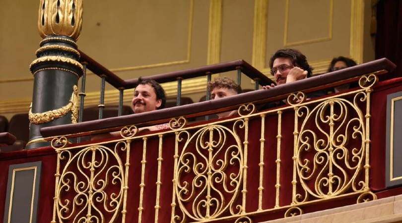El Congreso da el paso definitivo para aprobar la ley que tipificará las terapias de conversión como delito