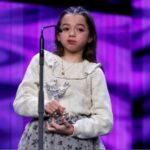 La actriz española Sofía Otero, de nueve años, gana el Oso de Plata a la mejor interpretación por ‘20.000 especies de abejas’ en la Berlinale